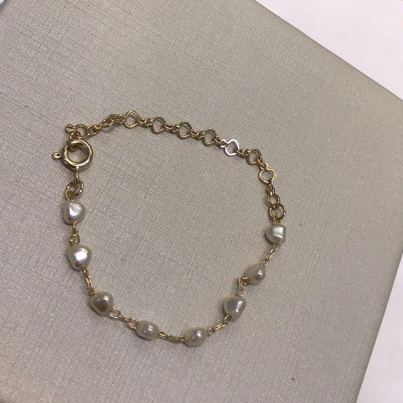 PULSEIRA PÉROLA FORMATO CORAÇÃO INFANTIL BANHADO A OURO