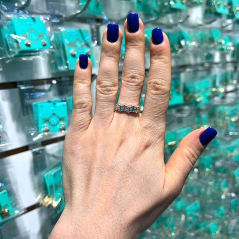 ANEL LAJOTINHA EM ZIRCÔNIA BANHADO A PRATA