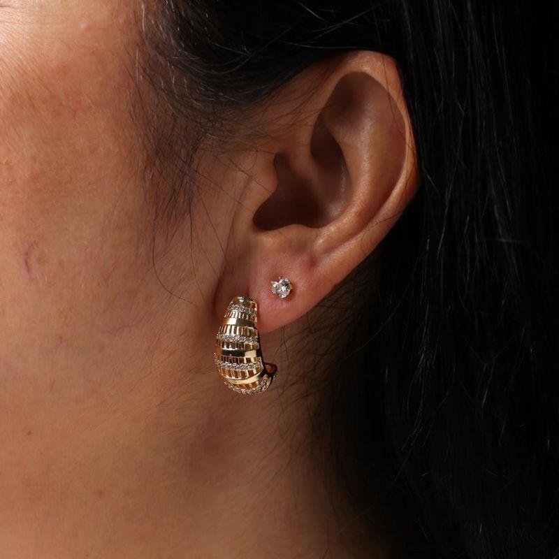 BRINCO ELEGANCE ZIRCÔNIA BANHADO A OURO