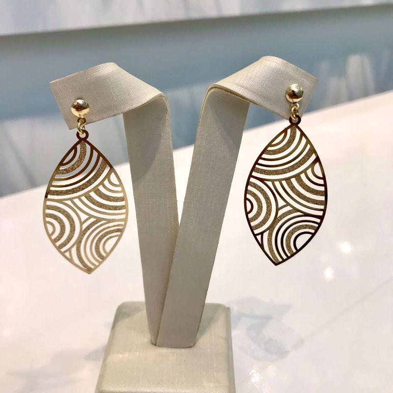 BRINCO FLUIR BANHADO A OURO