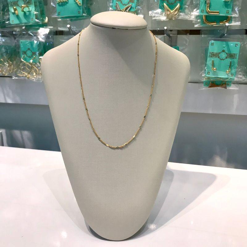 COLAR CHAPINHA DE CORAÇÃO BANHADO A OURO