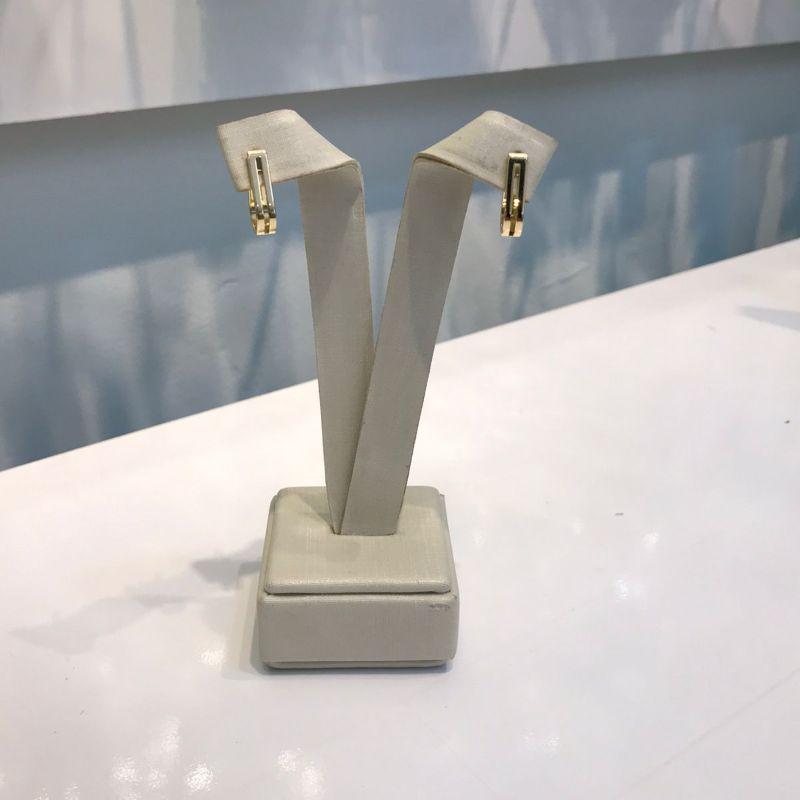 ARGOLA OVAL VAZADA BANHADO A OURO