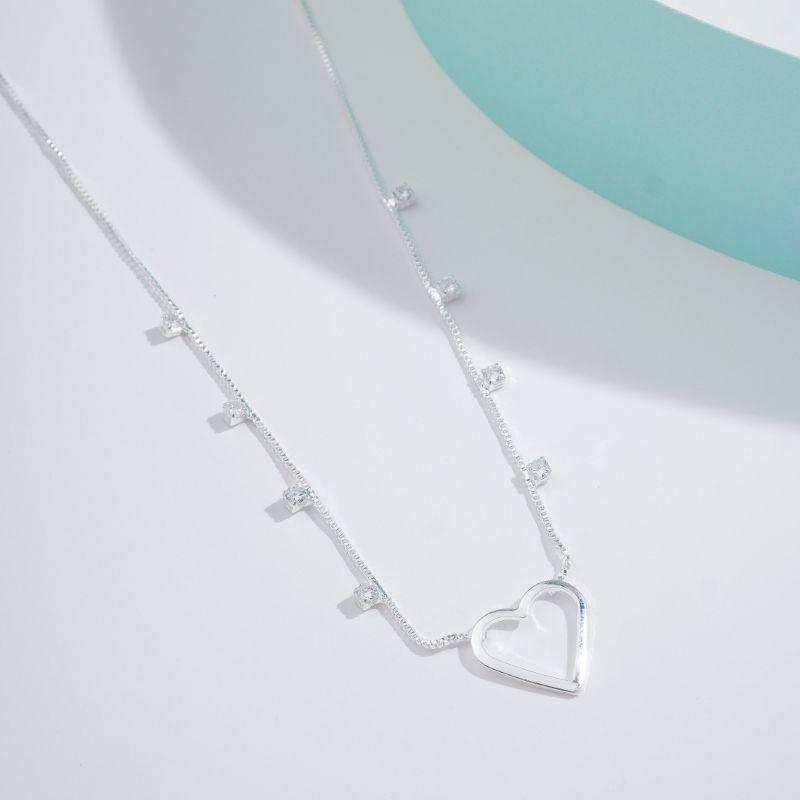 CHOKER PONTO VAZADO PONTO DE LUZ BANHADO A PRATA