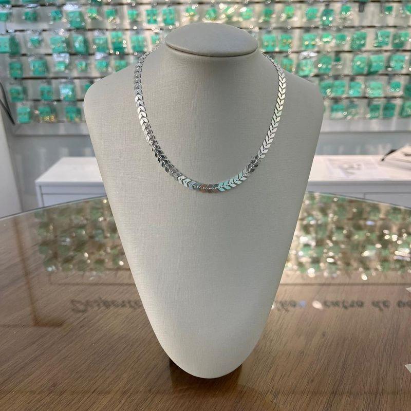 CHOKER ESCAMAS BANHADO A PRATA