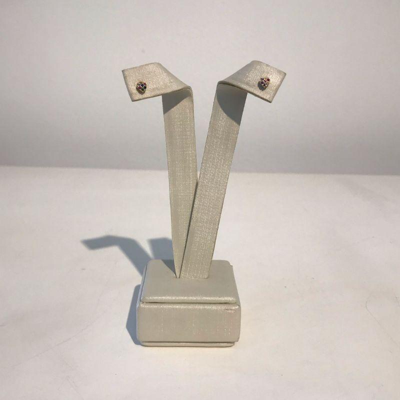 BRINCO MINI CORAÇÃO ZIRCÔNIA COLORIDA BANHADO A OURO