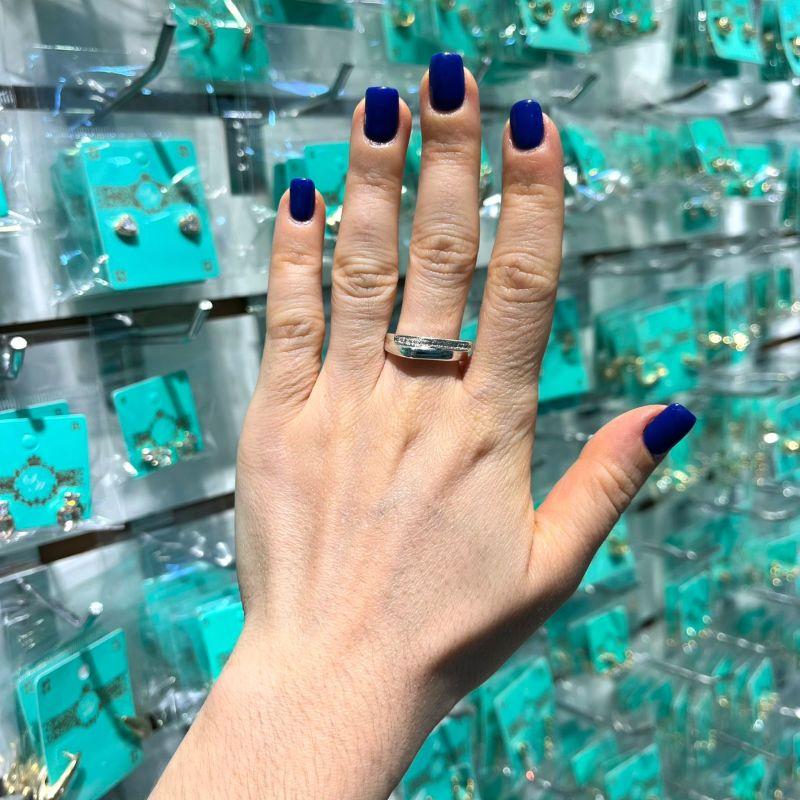 ANEL QUADRADO ZIRCÔNIA E LISO BANHADO A PRATA