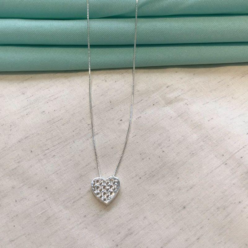 COLAR CORAÇÃO DEGRADE EM ZIRCÔNIA BANHADO A PRATA