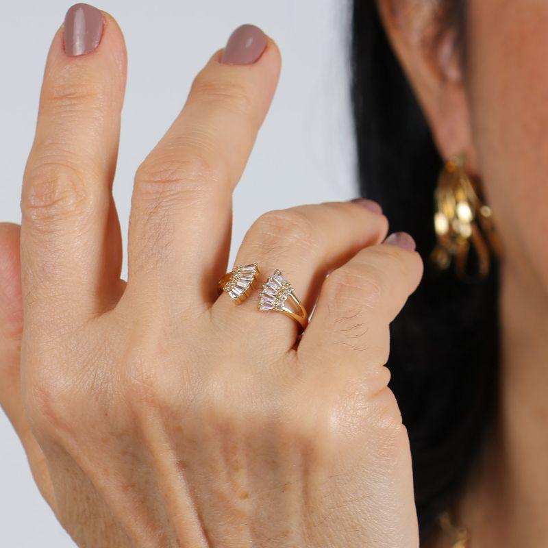 ANEL VENTÁGLIO ZIRCÔNIA BANHADO A OURO