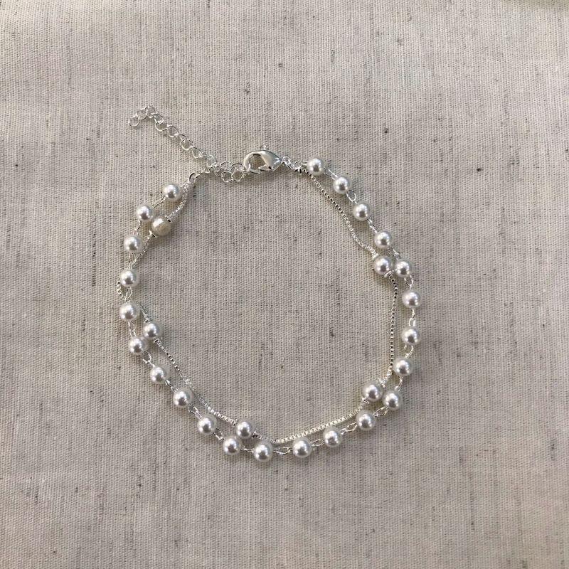 PULSEIRA DUPLA DE PÉROLAS BANHADO A PRATA