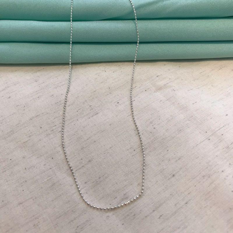 COLAR MINI ESFERAS SLIM BANHADO A PRATA