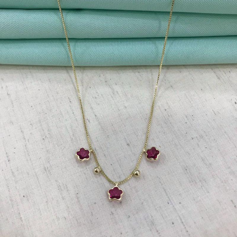 COLAR TREVO RUBILITA E PONTO DE LUZ BANHADO A OURO