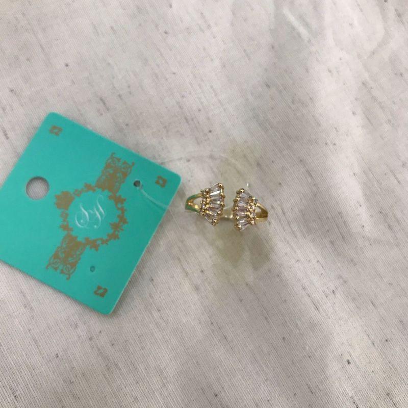 ANEL VENTÁGLIO ZIRCÔNIA BANHADO A OURO