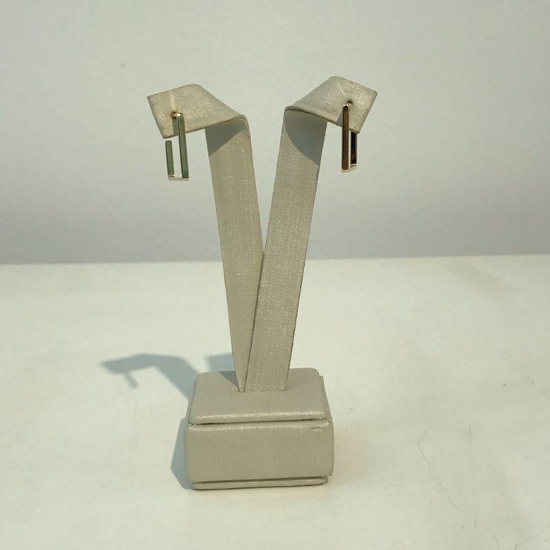 MEIA ARGOLA QUADRADA BANHADO A OURO