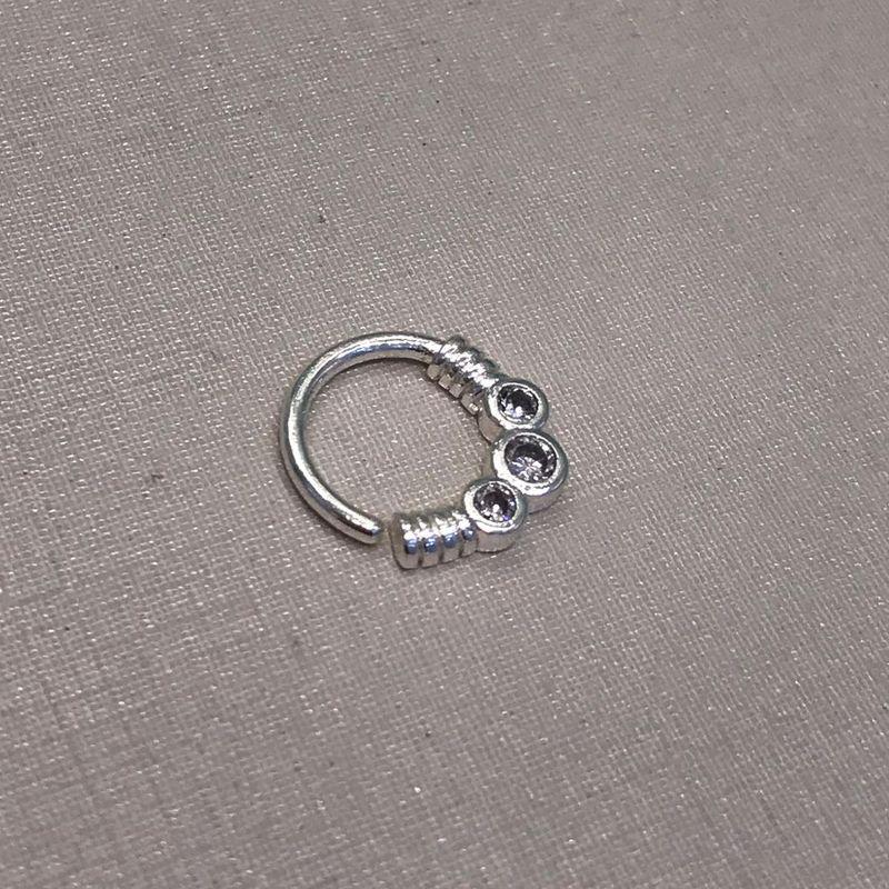 PIERCING ILUMINAR BANHADO A PRATA