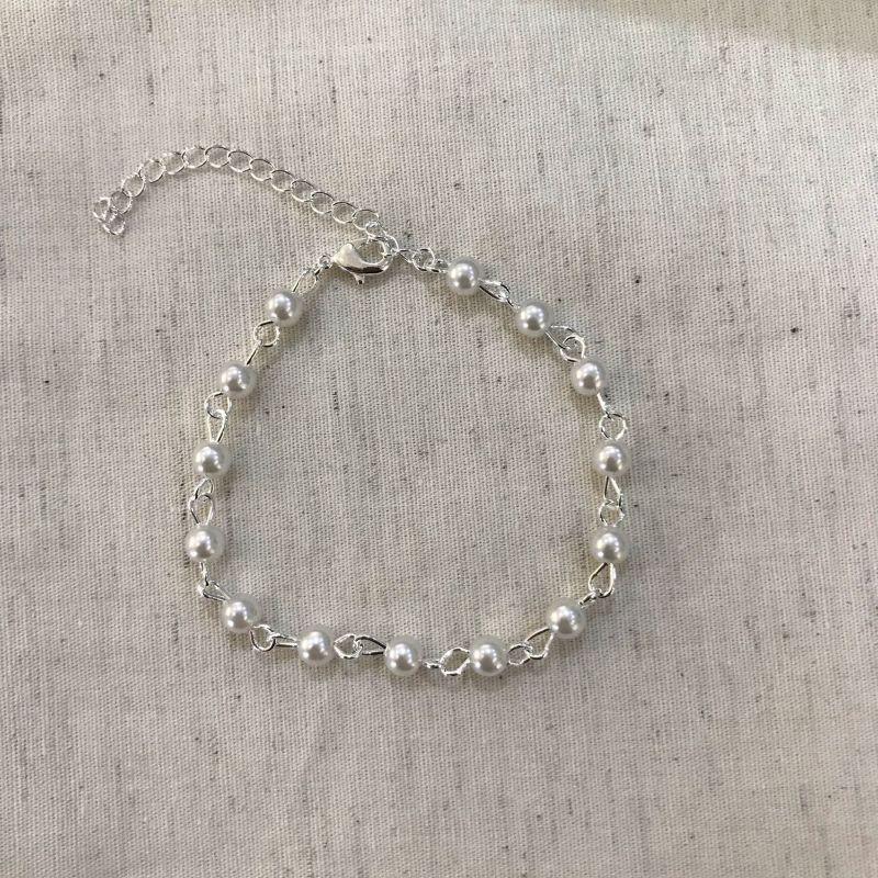 PULSEIRA DE PÉROLA DETALHES BANHADO A PRATA