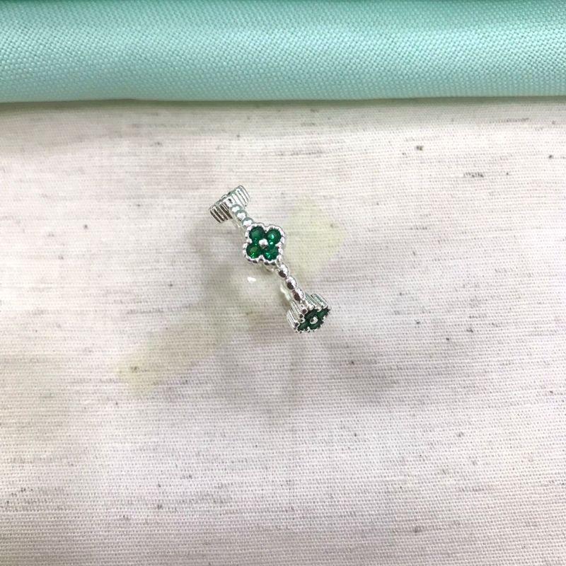 ANEL TREVO ZIRCÔNIA VERDE REGULÁVEL BANHADO A PRATA