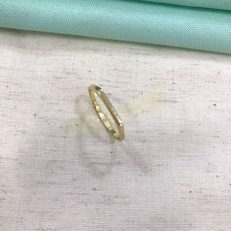 APARADOR QUADRADO BANHADO A OURO