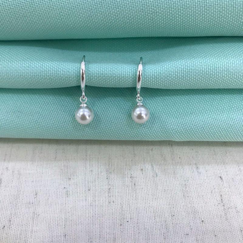 ARGOLINHA PÉROLA BANHADO A PRATA