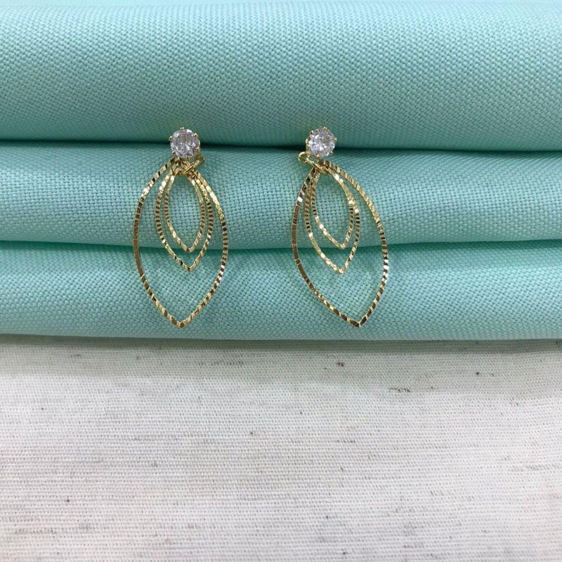 BRINCO FRESH DIAMANTADO COM PONTO DE LUZ BANHADO A OURO