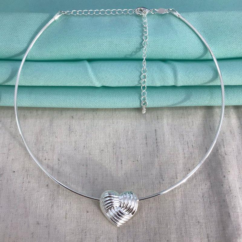 CHOKER ARO CORAÇÃO ORGÂNICO BANHADO A PRATA