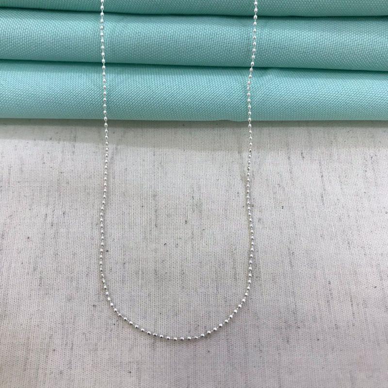 COLAR ESFERINHAS 50CM BANHADO A PRATA