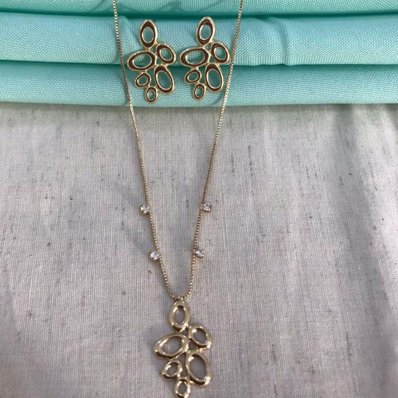 CONJUNTO GEOMÉTRICO DESIGN ORGÂNICO BANHADO A OURO