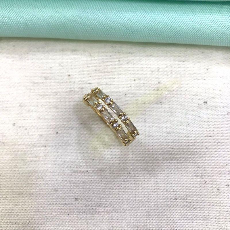 MEIA ALIANÇA DUPLA ZIRCÔNIA BAGUETE BANHADO A OURO