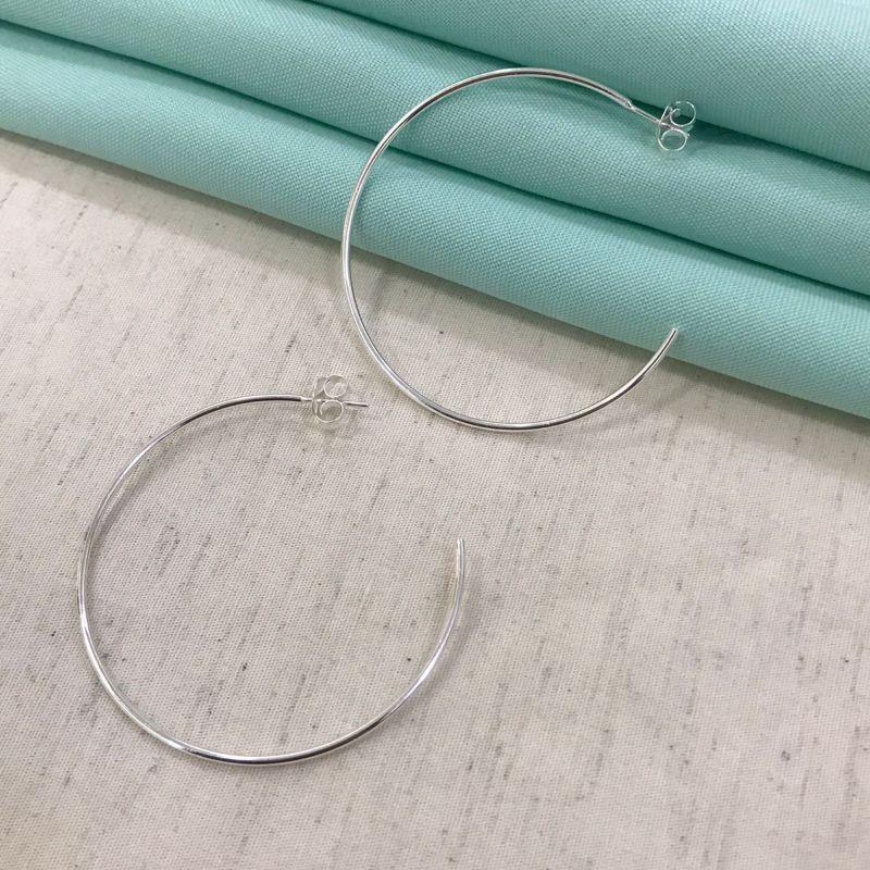 ARGOLA BANHADO A PRATA