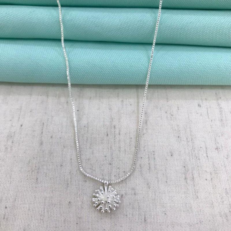 COLAR FLOCO DE NEVE BANHADO A PRATA