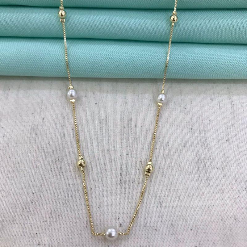 COLAR PÉROLA E ESFERA 60CM BANHADO A OURO