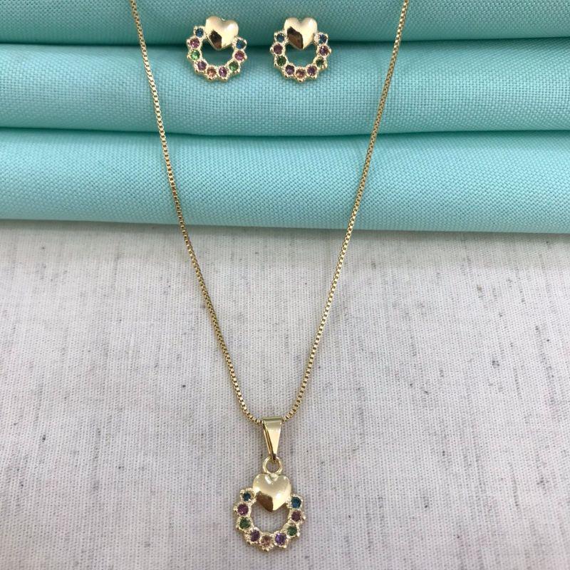 CONJUNTO CORAÇÃO ZIRCÔNIA COLORIDA BANHADO A OURO