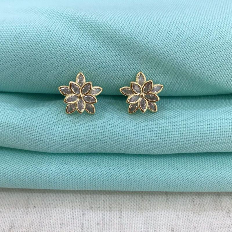 BRINCO FLOR DE LUZ ZIRCÔNIA BANHADO A OURO