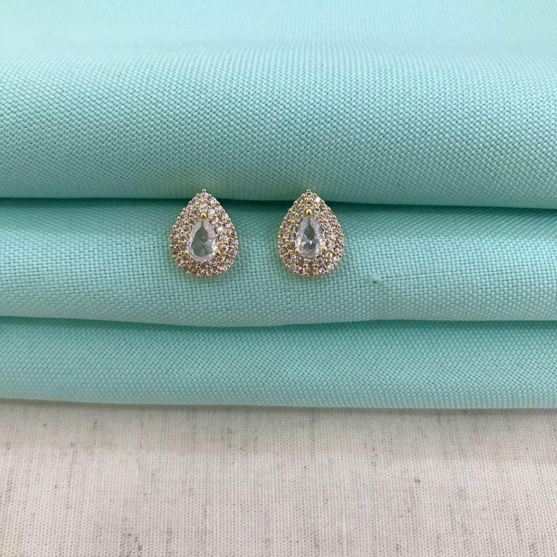 BRINCO GOTA GLAM ZIRCÔNIA BANHADO A OURO