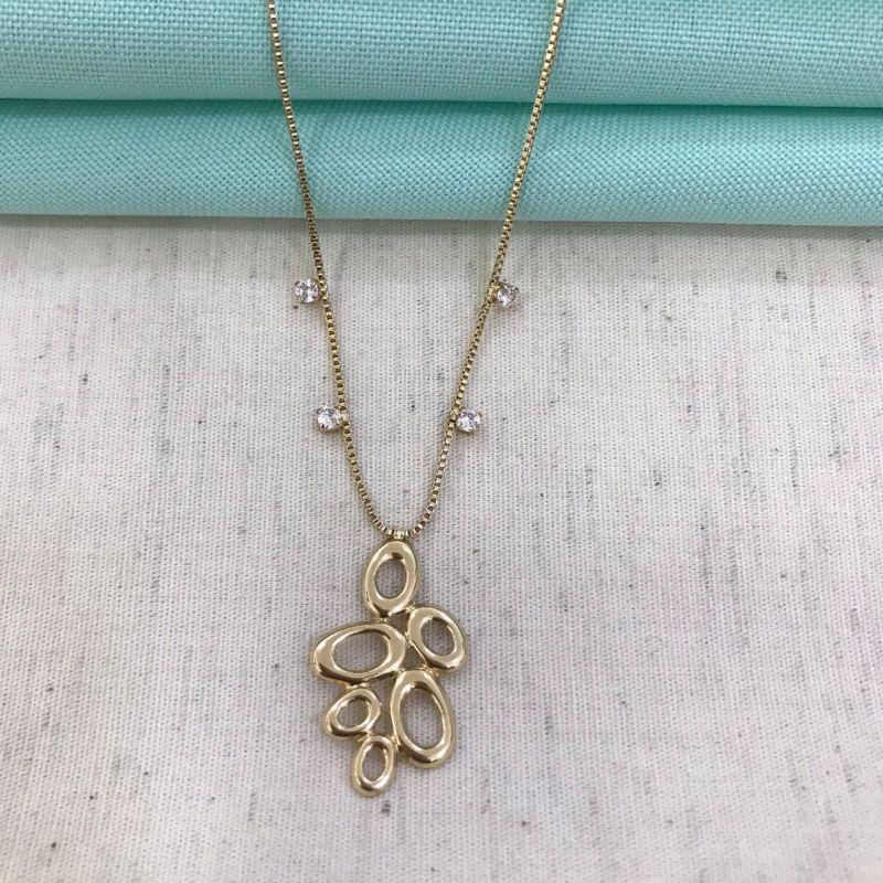 COLAR GEOMÉTRICO DESIGN ORGÂNICO BANHADO A OURO