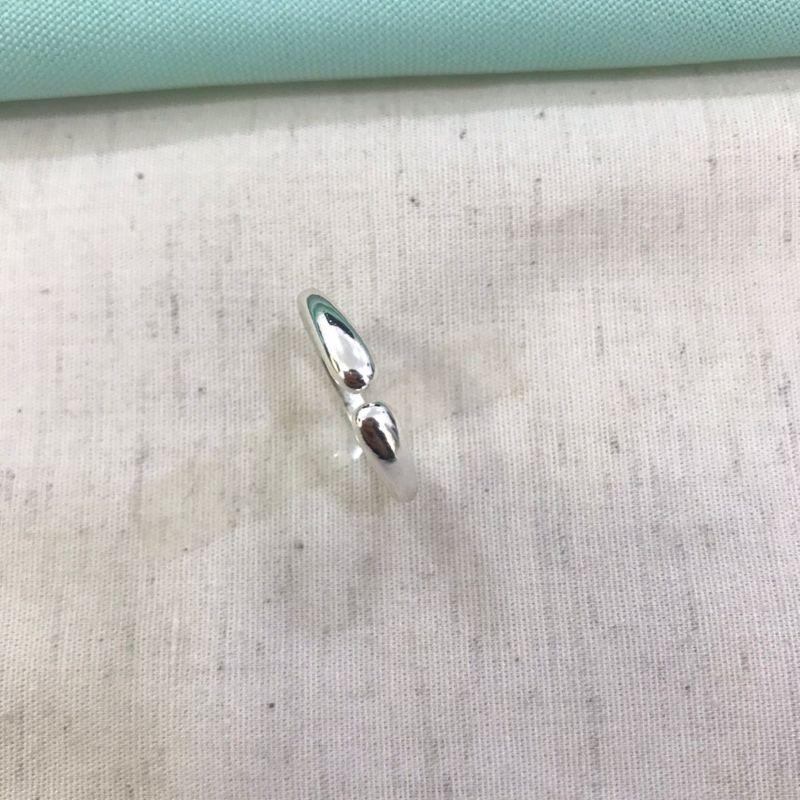 ANEL ORGÂNICO BANHADO A PRATA