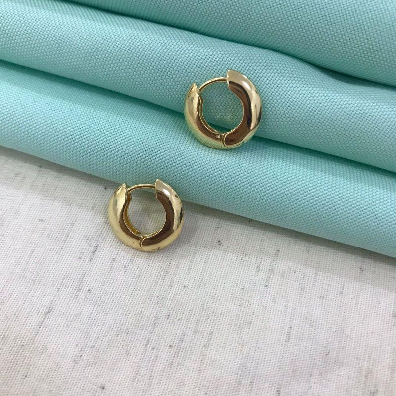 ARGOLA OVAL LINEA TAM M BANHADO A OURO