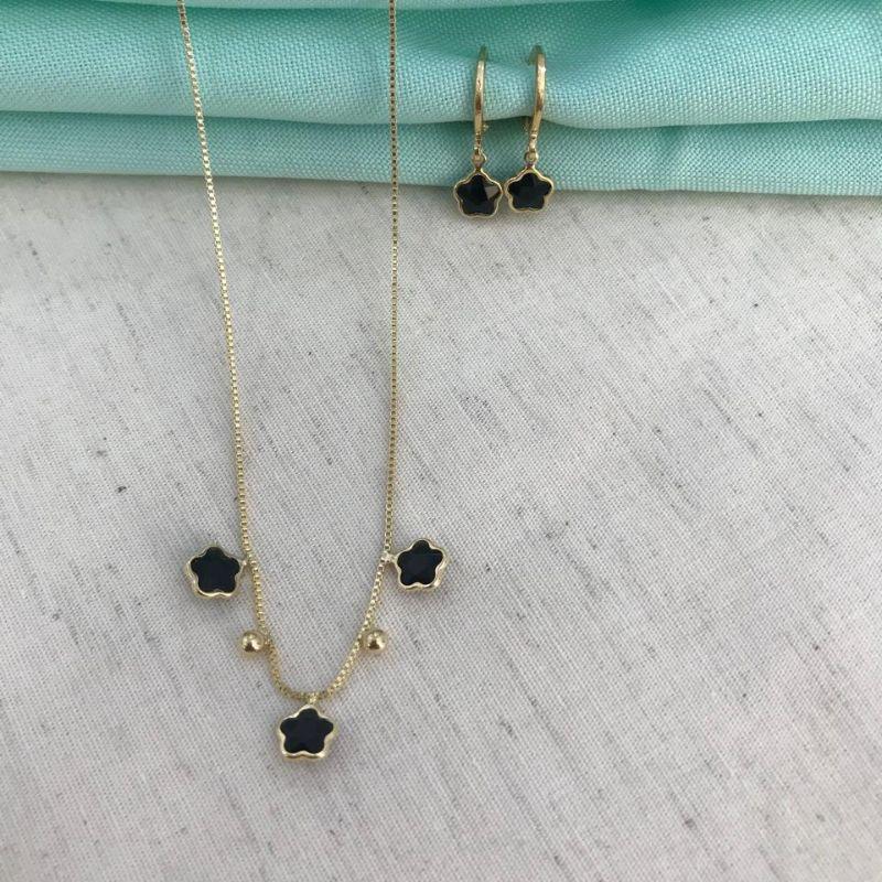 CONJUNTO TREVO PRETO BANHADO A OURO