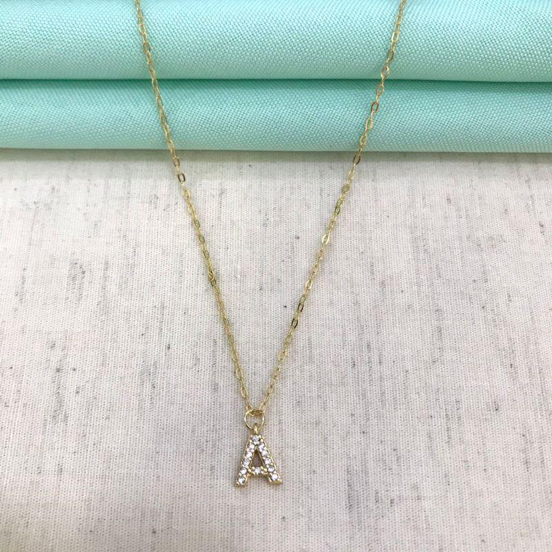 COLAR INICIAL A ZIRC. BANHADO A OURO