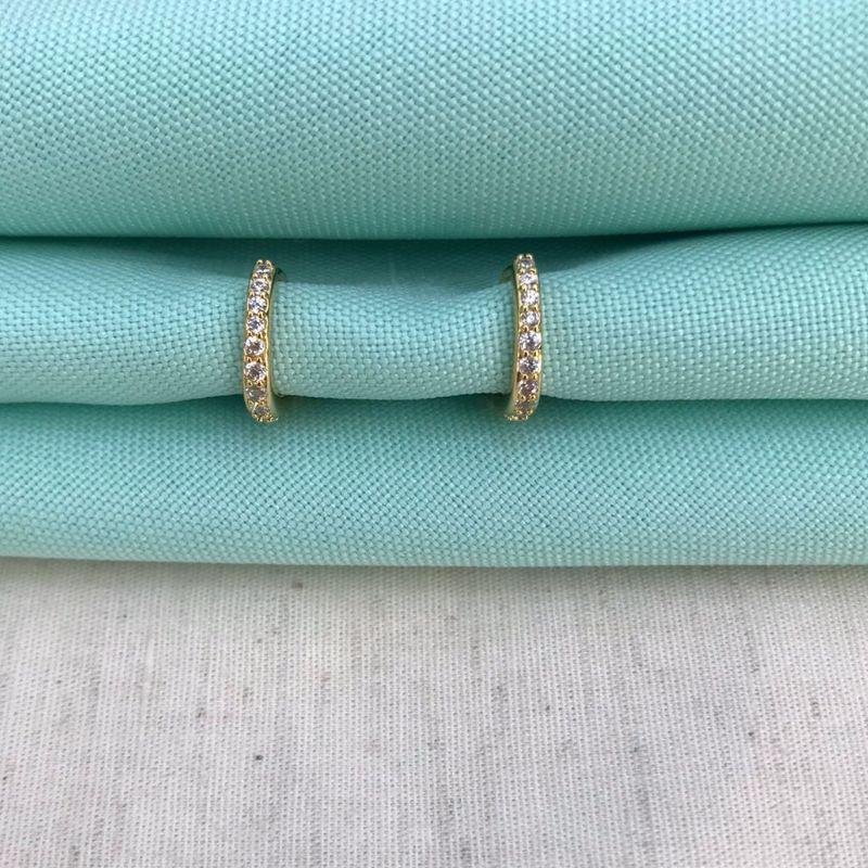 ARGOLINHA QUADRADA ZIRC BANHADO A OURO