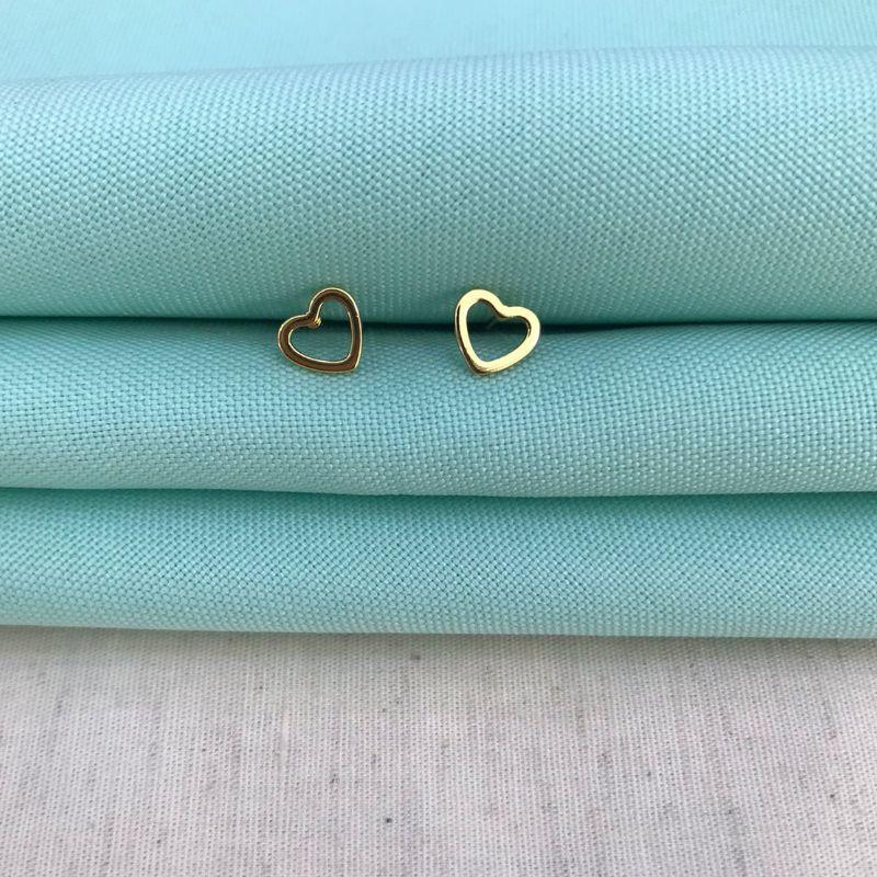 CORAÇÃO VAZADO TAM M BANHADO A OURO