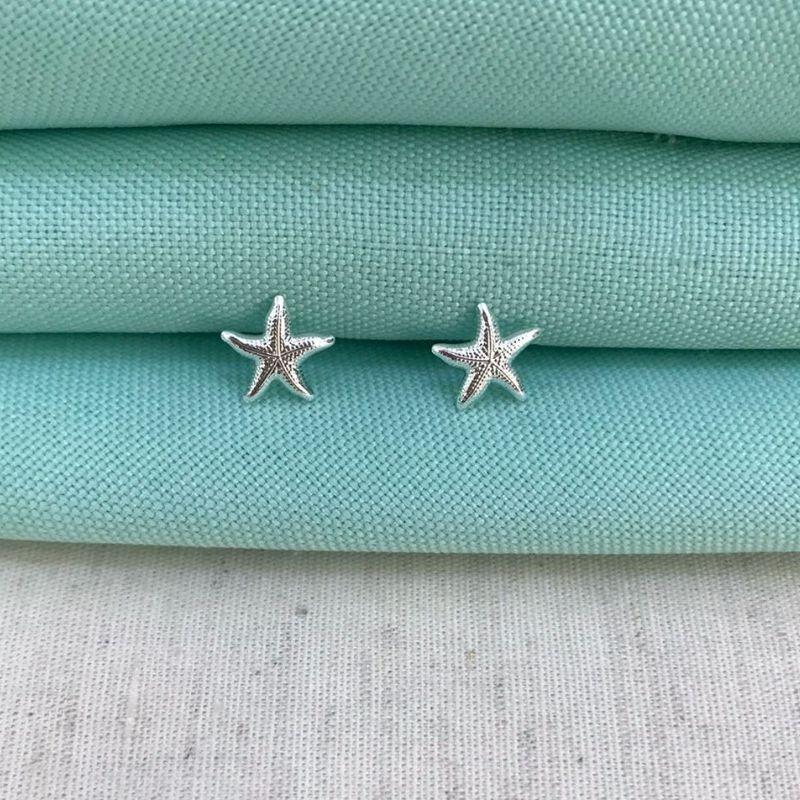 BRINCO ESTRELA DO MAR P BANHADO A PRATA