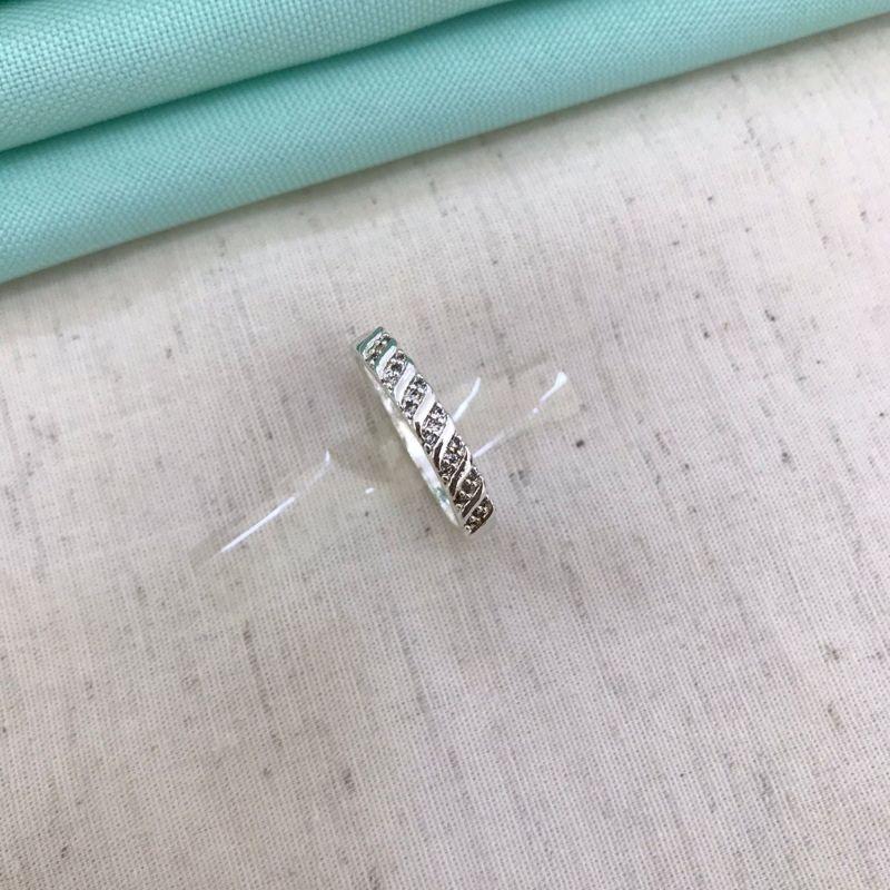 ANEL APARADOR EM ZIRCÔNIA BANHADO A PRATA