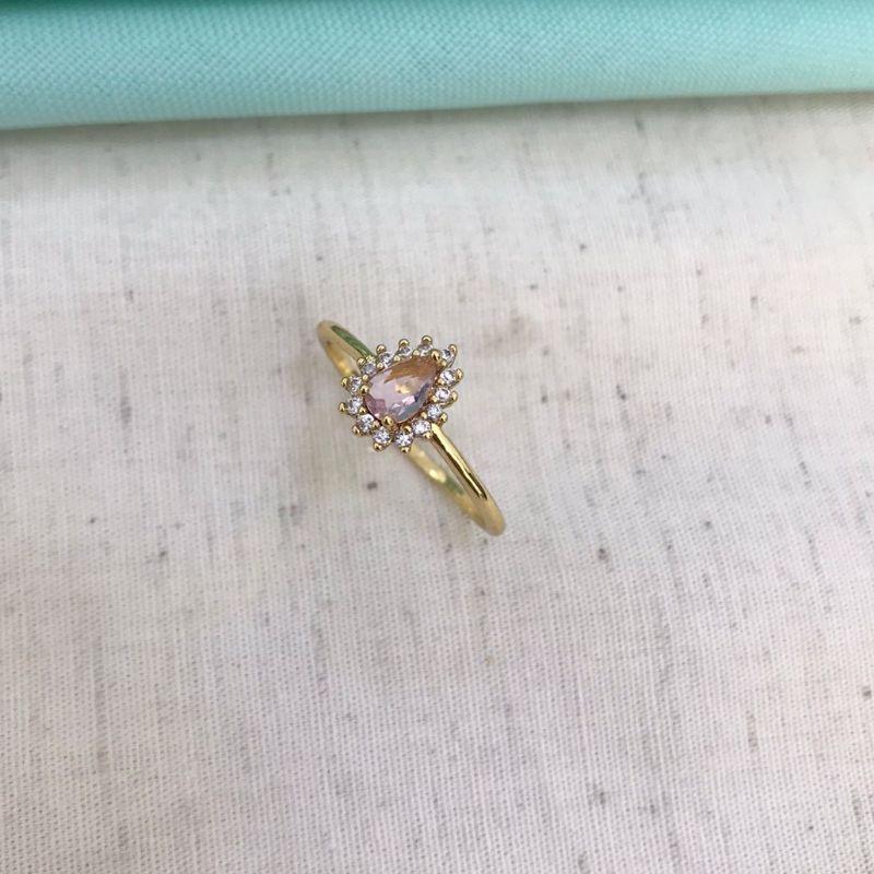 ANEL GOTA ROSA CRAVEJADA EM ZIRCÔNIA BANHADO A OURO
