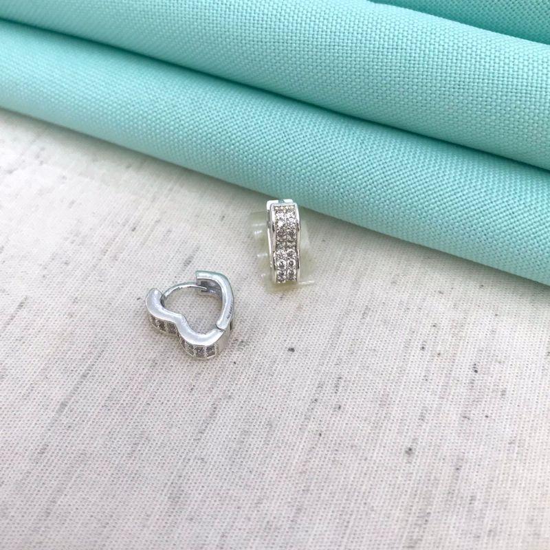 ARGOLA CORAÇÃO ZIRC TAM P BANHADO A PRATA