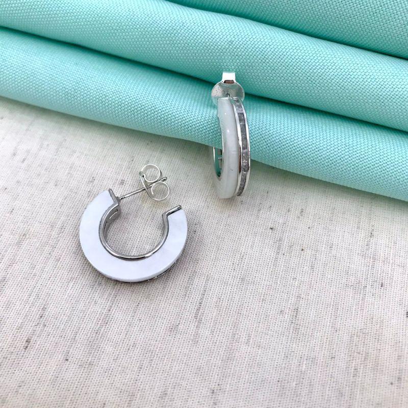 ARGOLA MADREPÉROLA BANHADO A PRATA