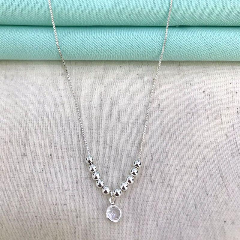 COLAR ESFERAS PONTO LUZ BANHADO A PRATA