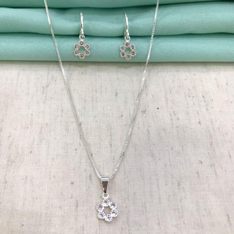 CONJUNTO ENCANTO ZIRCÔNIA BANHADO A PRATA