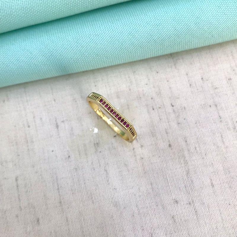 ANEL ARO HEXÁGONAL ZIRCÔNIA PINK BANHADO A OURO