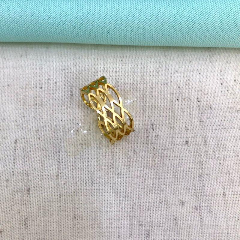 ANEL TRÊS FILEIRAS NAVETE BANHADO A OURO