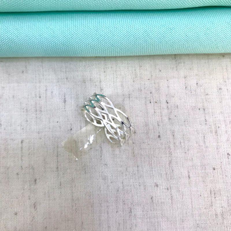 ANEL TRÊS FILEIRAS NAVETE BANHADO A PRATA